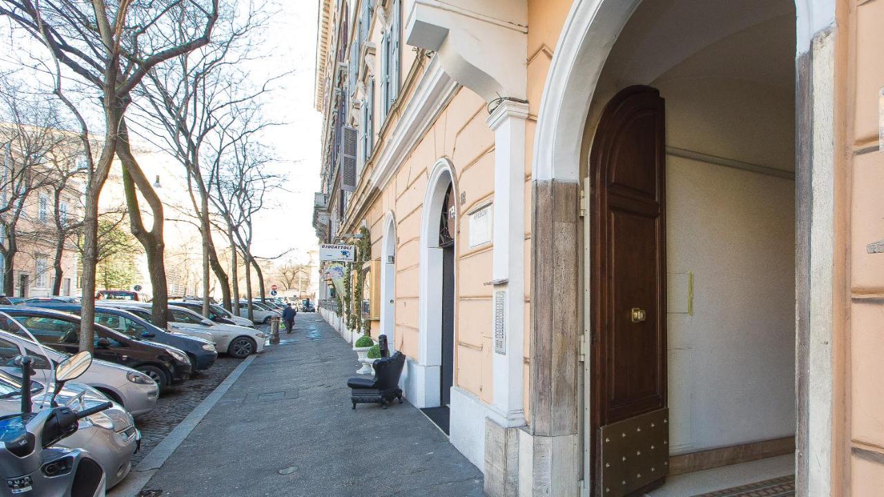Rental in Rome Pompeo Magno Esterno foto